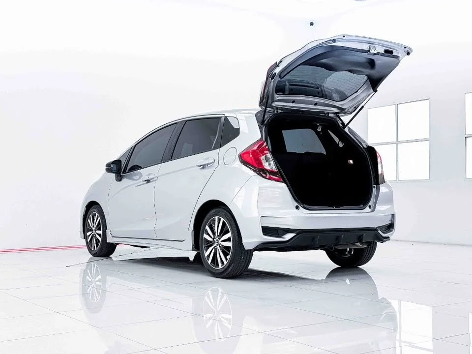 2020 Honda Jazz III 3