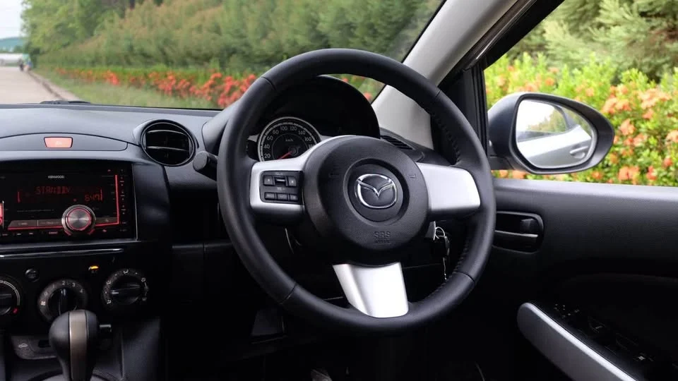 2013 Mazda 2 II 2