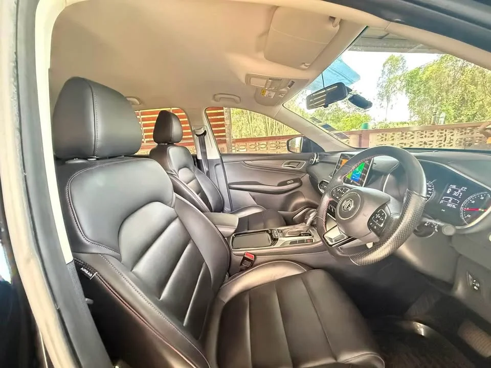 2019 MG HS 2