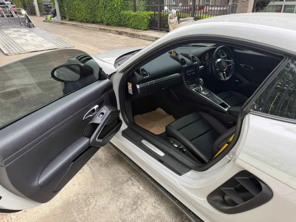 2018 Porsche 718 Boxster and Cayman IV 2