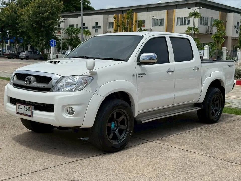 2010 Toyota Hilux VII 2
