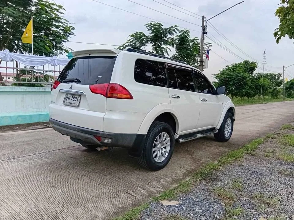2010 Mitsubishi Pajero Sport II 3