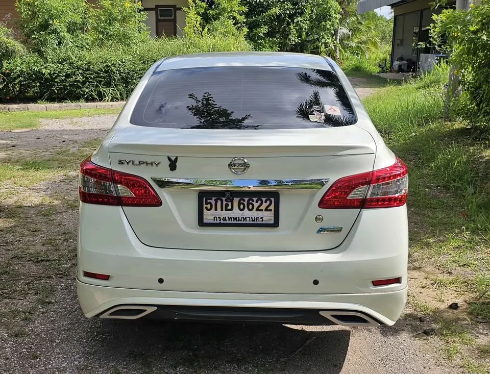 2012 Nissan Sylphy III (B17) 2