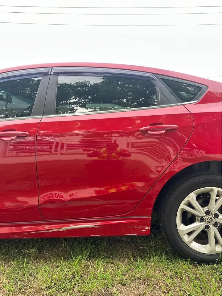 2017 MG 5 I  2