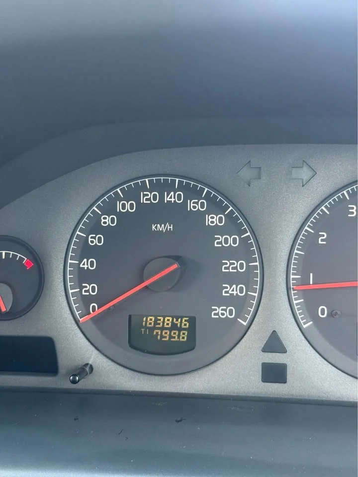 2002 Volvo V70 II 2