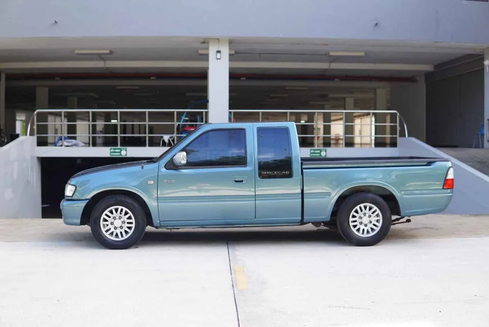 2002 Isuzu Faster Dragon Eyes III 2