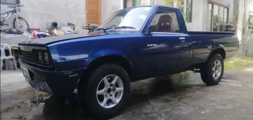 1985 Mitsubishi Triton I  3