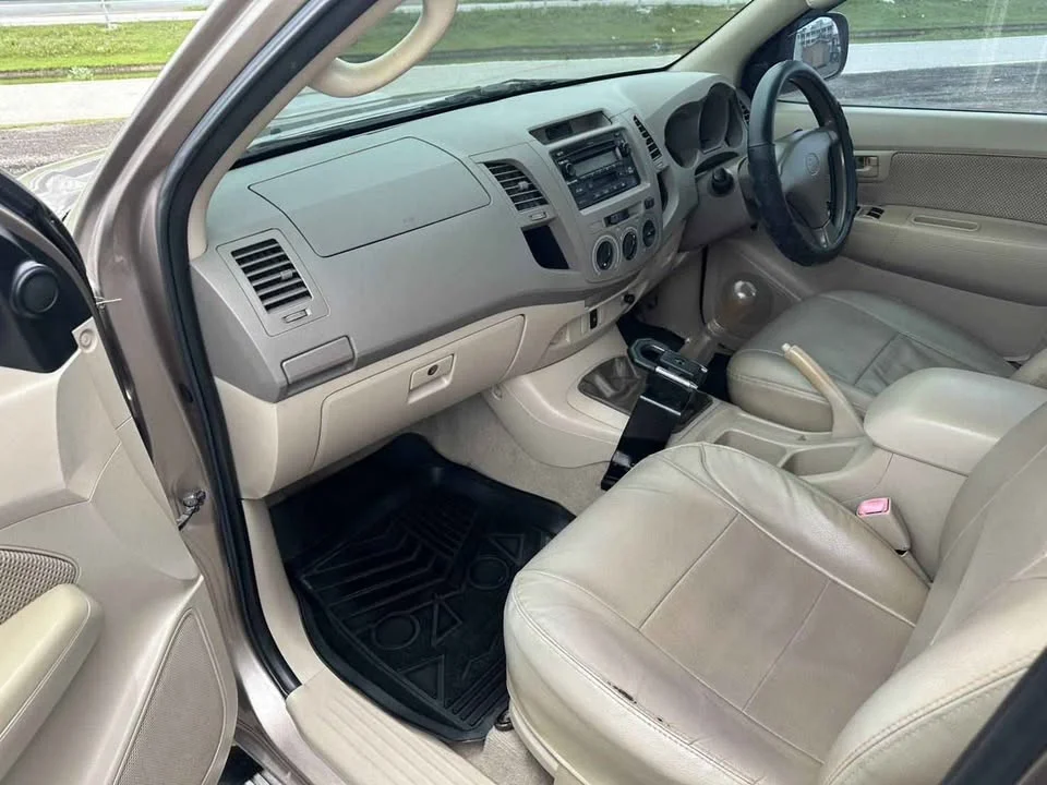 2007 Toyota Hilux VII 3