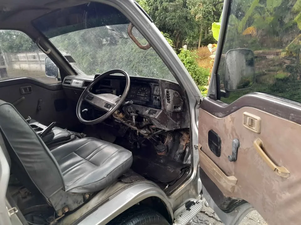 1988 Nissan Urvan IV (E24) 2