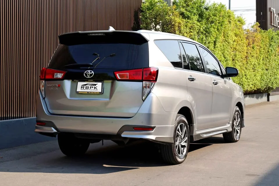 2023 Toyota Innova II 2