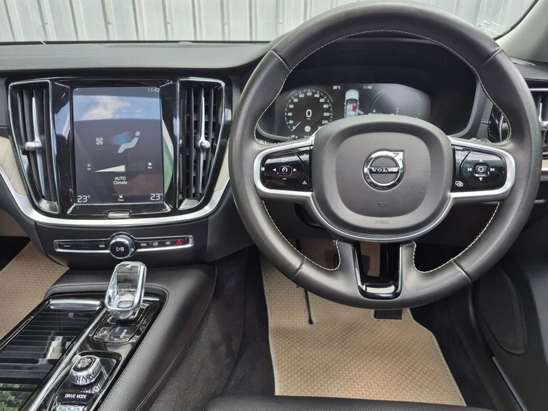 2020 Volvo V60 II 2