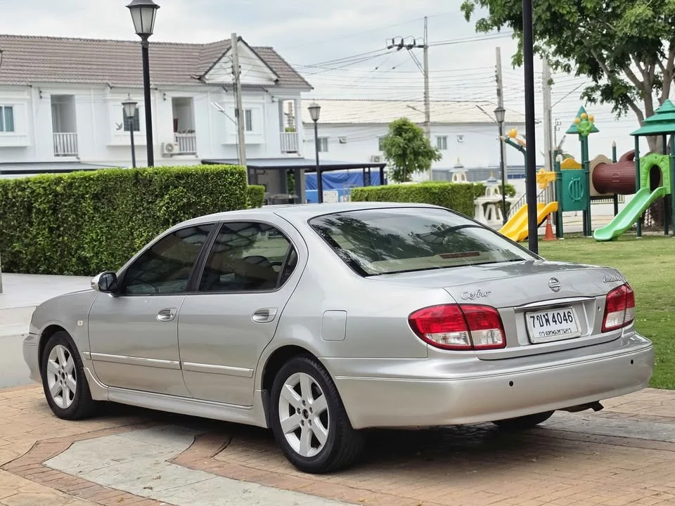 2004 Infiniti I30-35 A33 3
