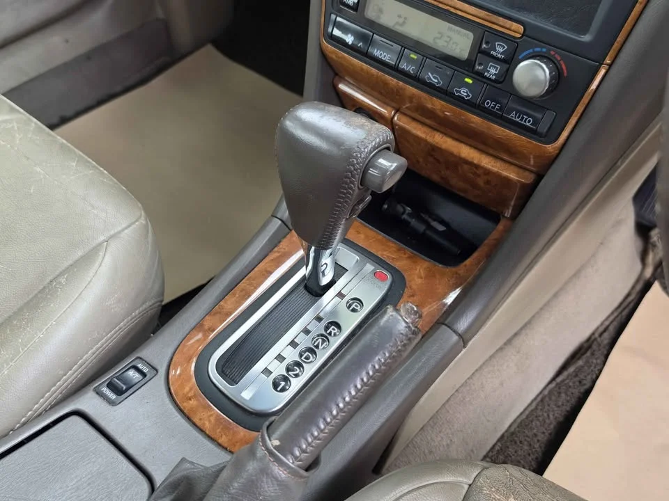 2004 Infiniti I30-35 A33 2