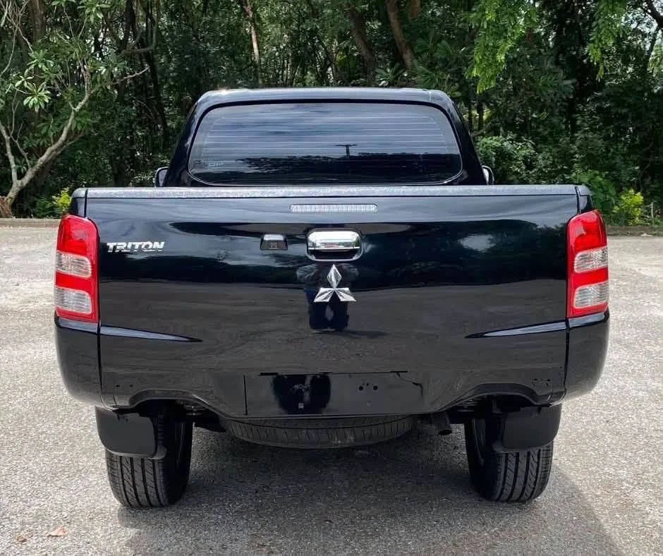 2018 Mitsubishi Triton V 2
