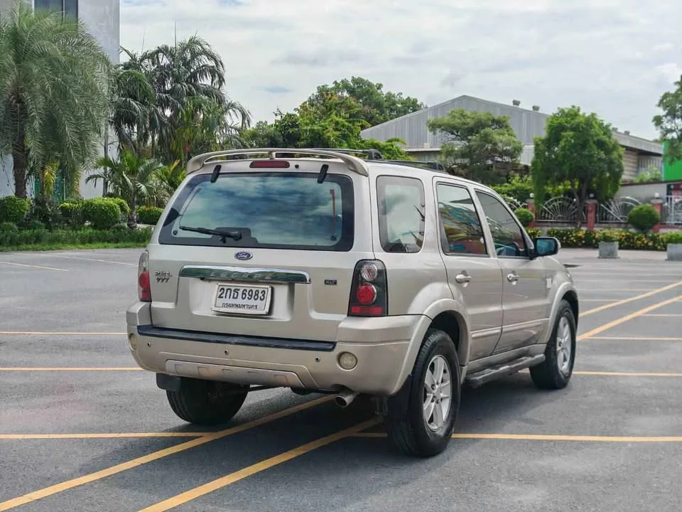 2007 Ford Escape I 3