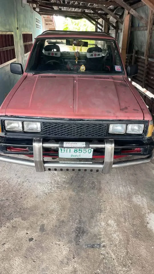 1991 Mitsubishi Triton I  3