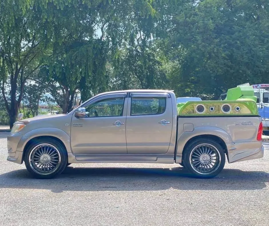 2006 Toyota Hilux VII 3