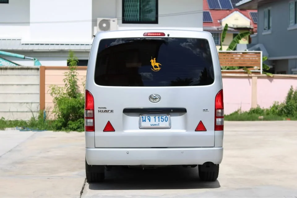 2012 Toyota HiAce V (H200) 2