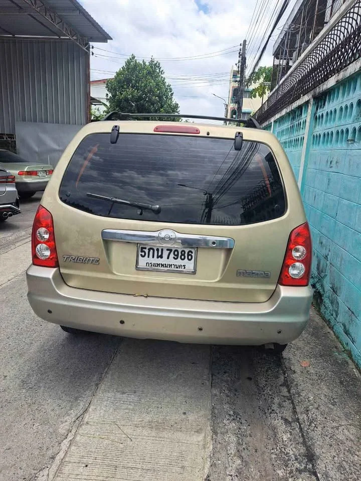 2005 Mazda Tribute I 3