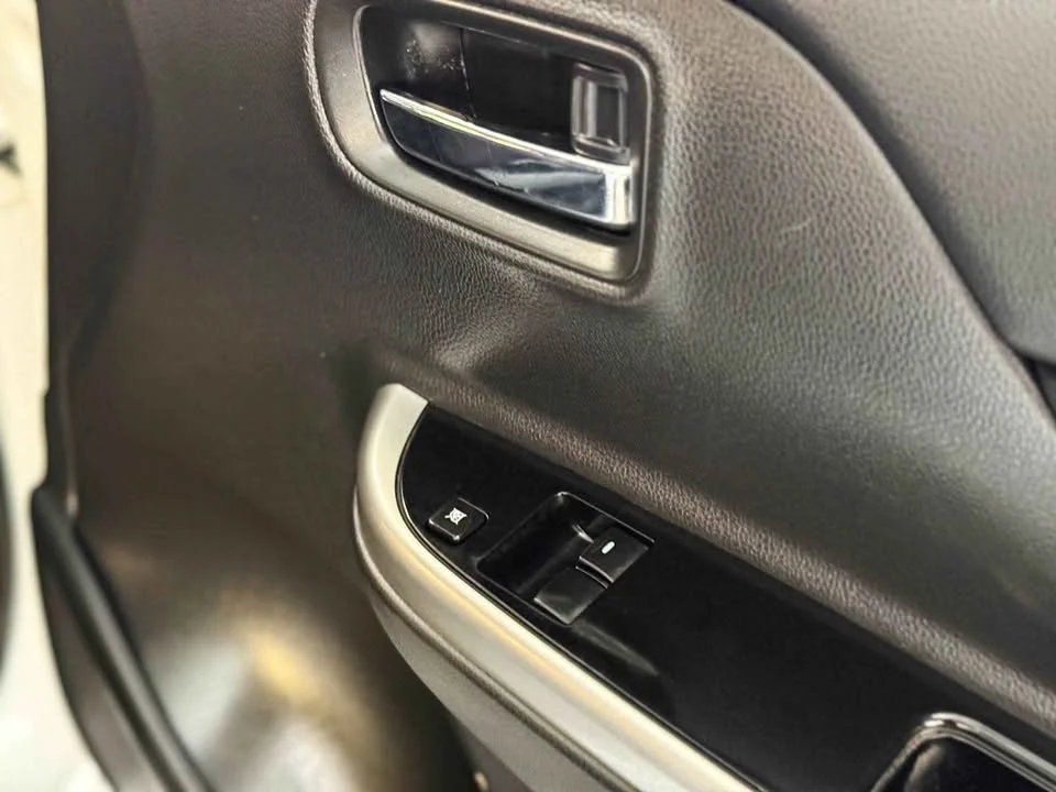 2021 Mitsubishi Triton V 3