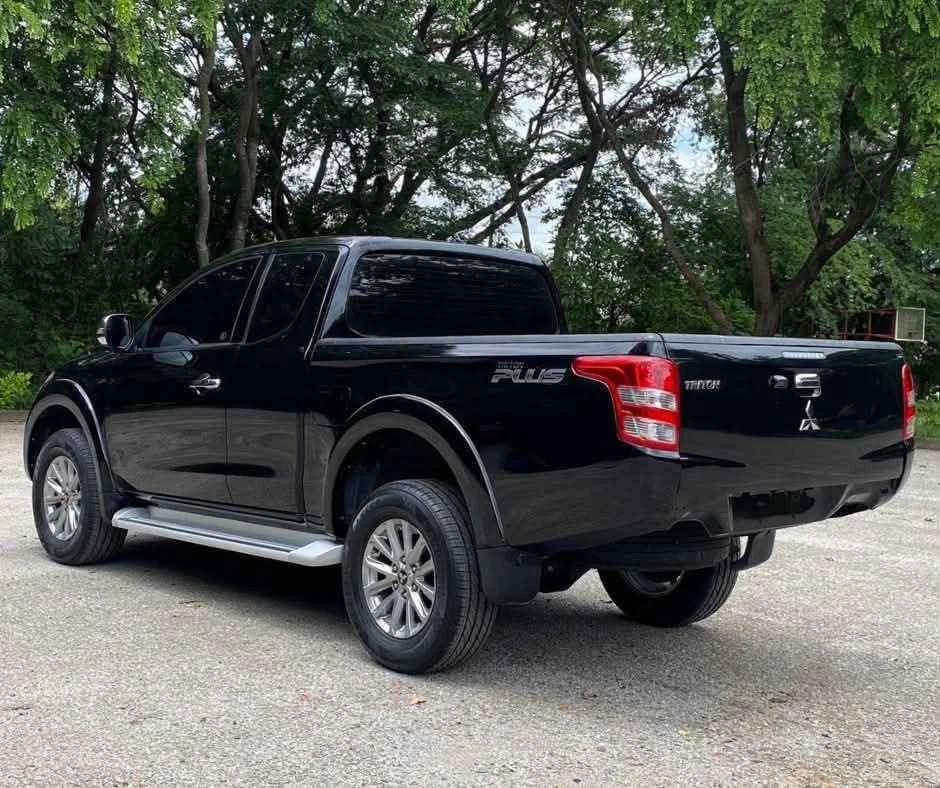 2018 Mitsubishi Triton V 2