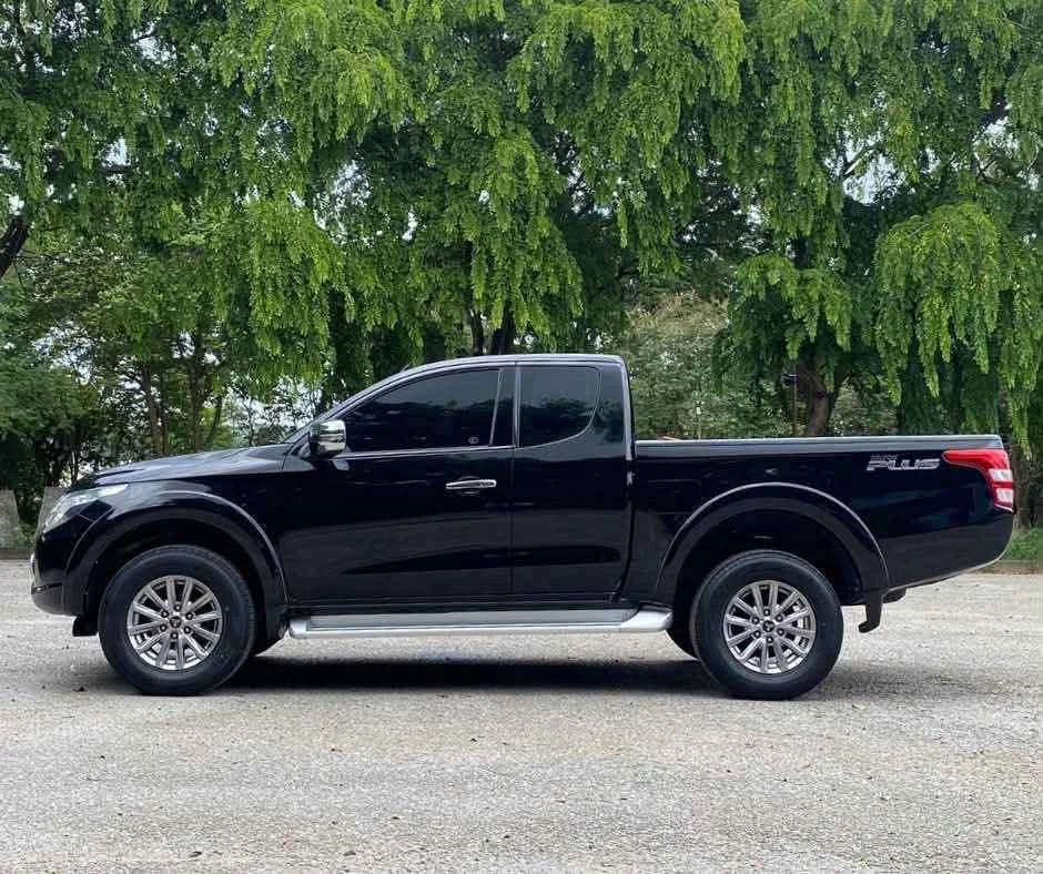 2018 Mitsubishi Triton V 3