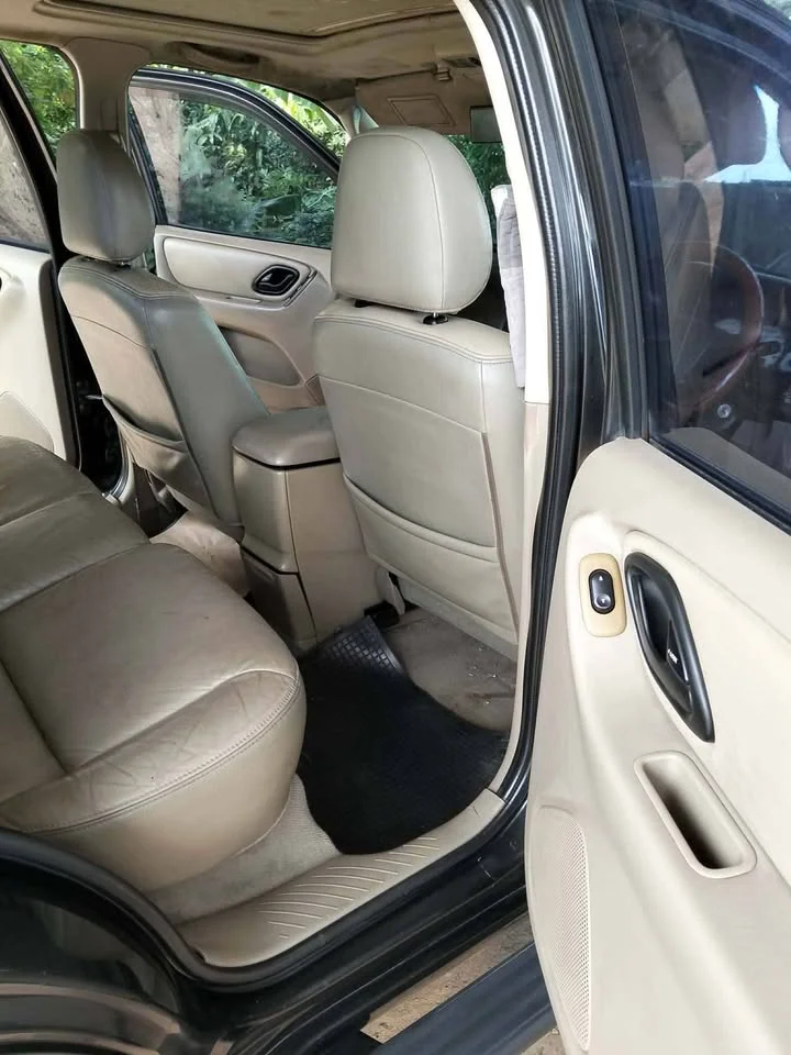 2003 Ford Escape I 3