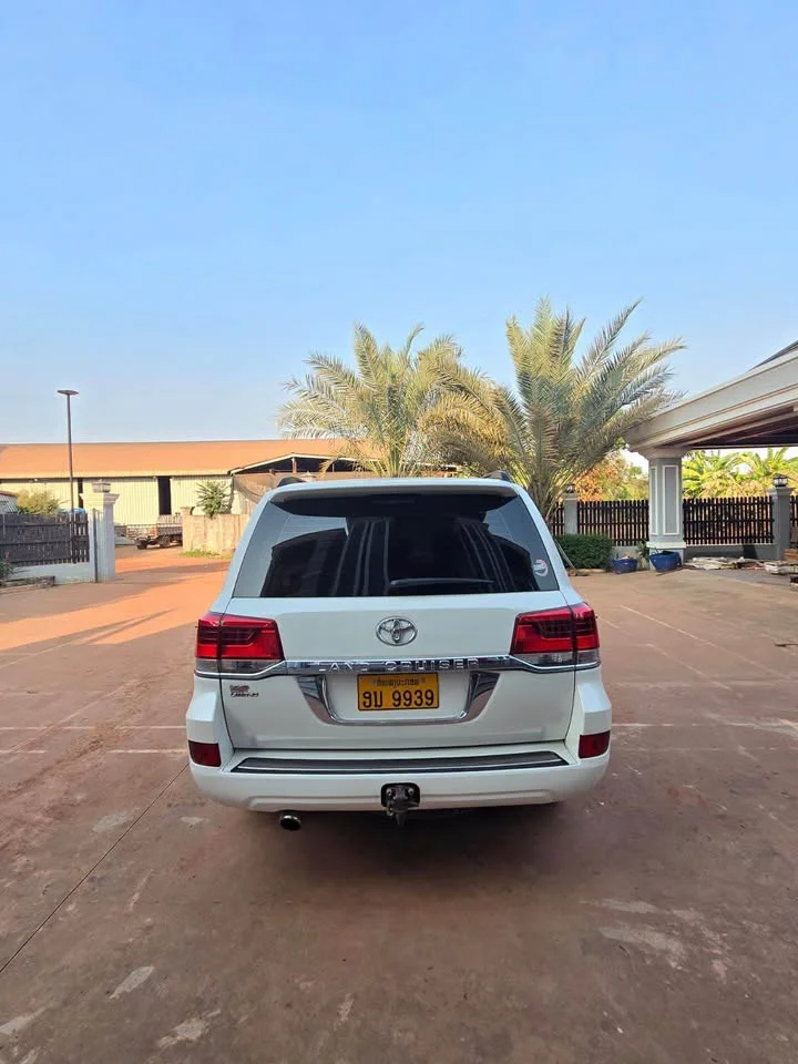 2016 Toyota Land Cruiser J200 2