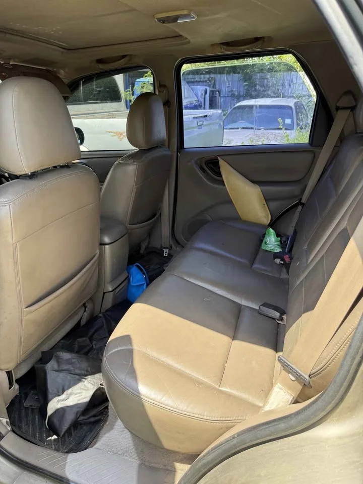 Ford Escape I 3