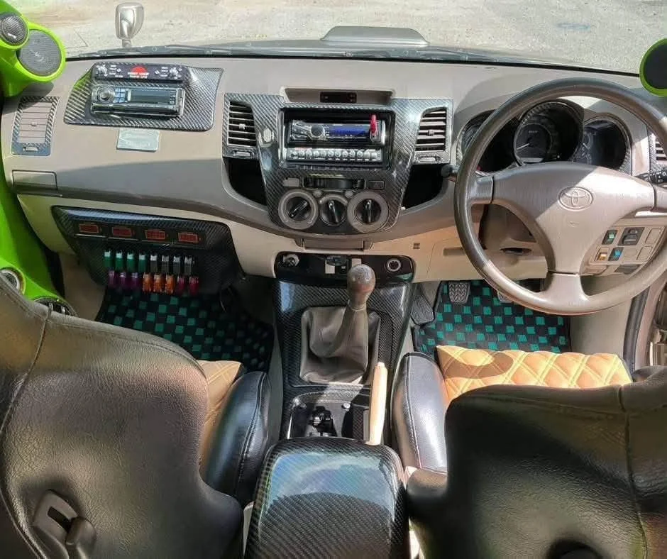 2006 Toyota Hilux VII 3