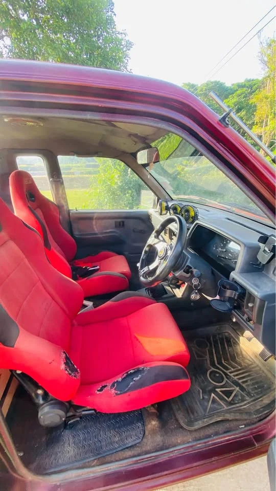 1997 Mitsubishi Triton II 3