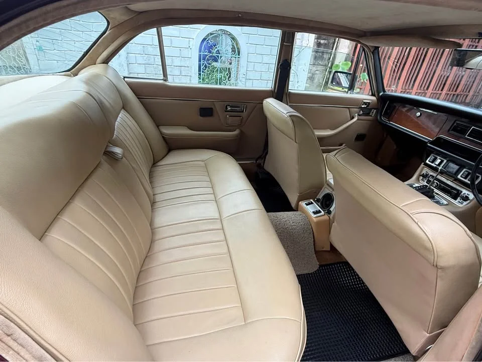 1973 Jaguar XJ Series II 2