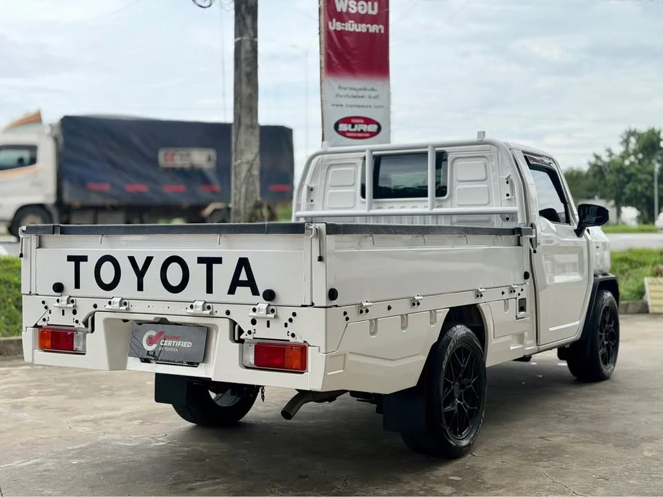 2025 Toyota Hilux Champ AN110 2