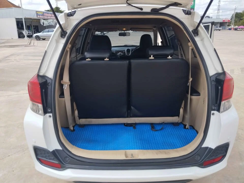 2015 Honda Mobilio II 2