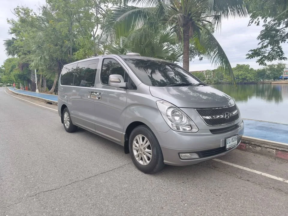 2011 Hyundai H-1 II 3