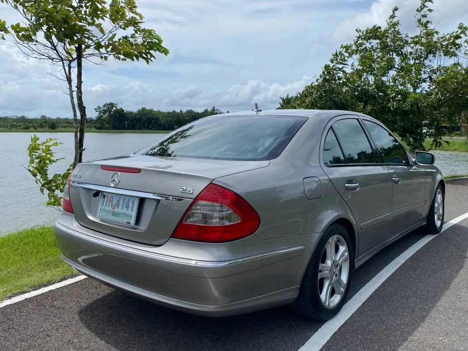 2009 Benz E-Class W211 3