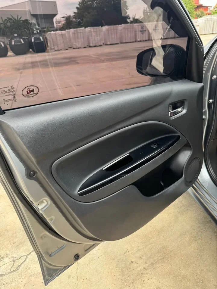 2018 Mitsubishi Mirage VI 3