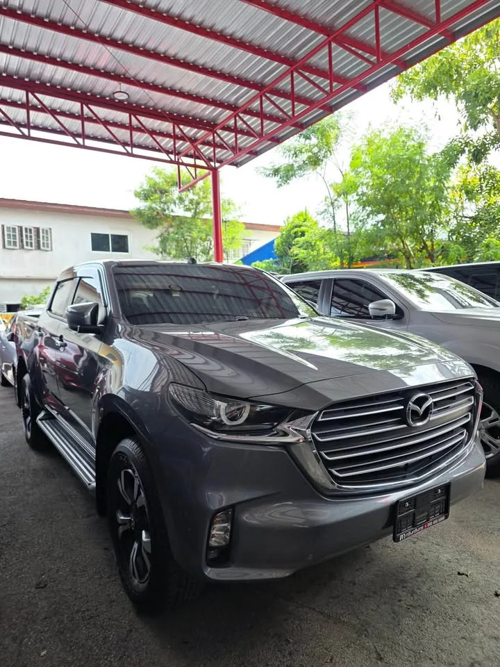 2021 Mazda BT-Series III 2