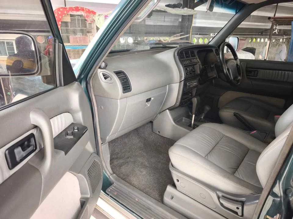 Isuzu Trooper II 2