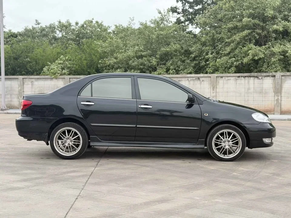 2004 Toyota Corolla Altis IX (E120) 2