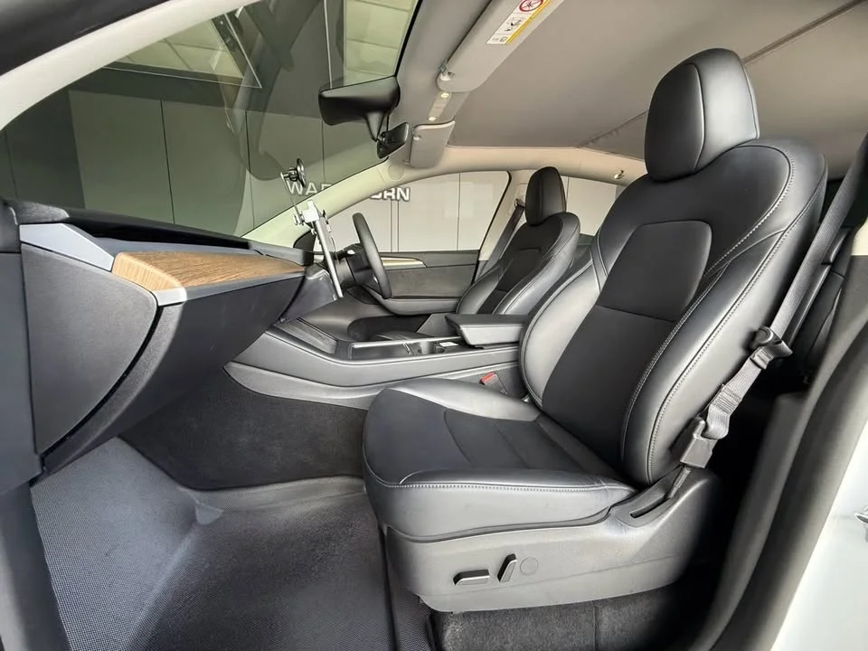 2023 Tesla Model Y 2