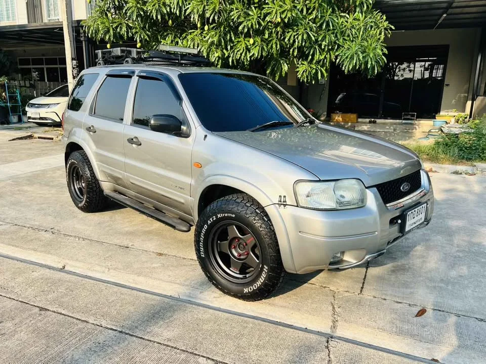 2004 Ford Escape I 2