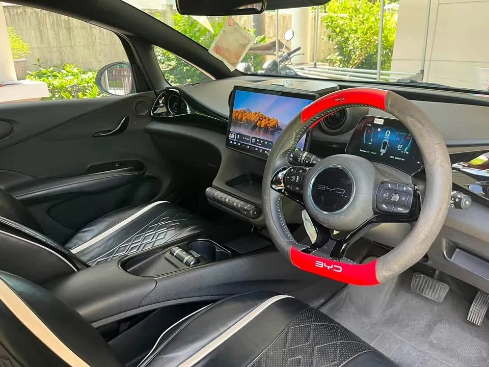 2023 BYD Dolphin 2