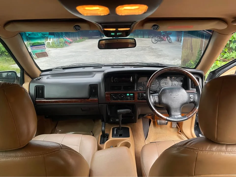 1997 Jeep Grand Cherokee ZJ 3