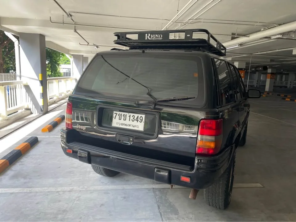1997 Jeep Grand Cherokee ZJ 2