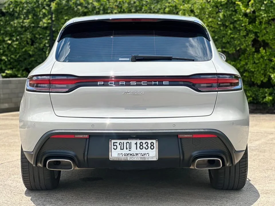 2024 Porsche Macan I 2