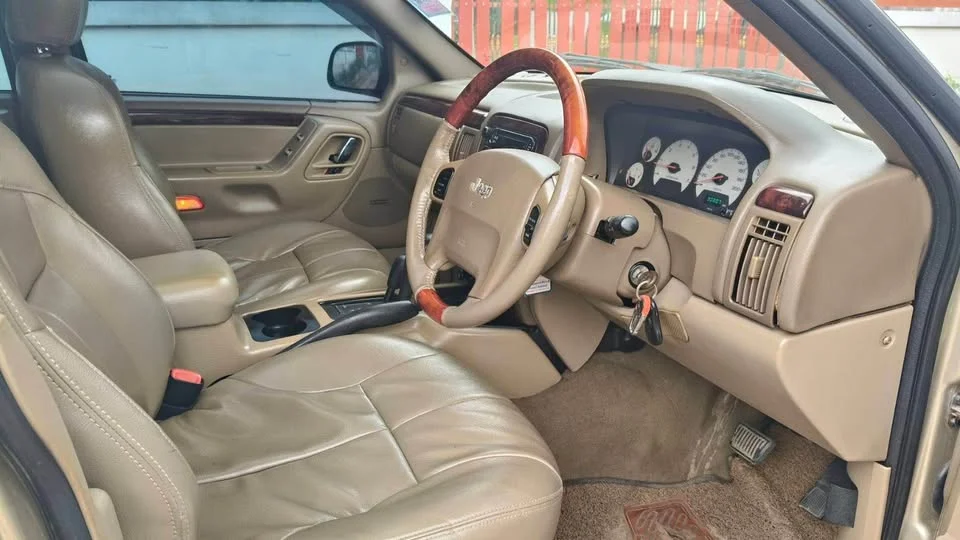 2002 Jeep Grand Cherokee WJ 2