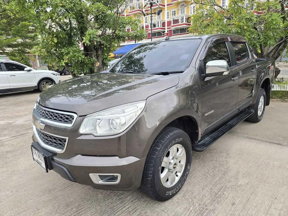 2013 Chevrolet Colorado II 2