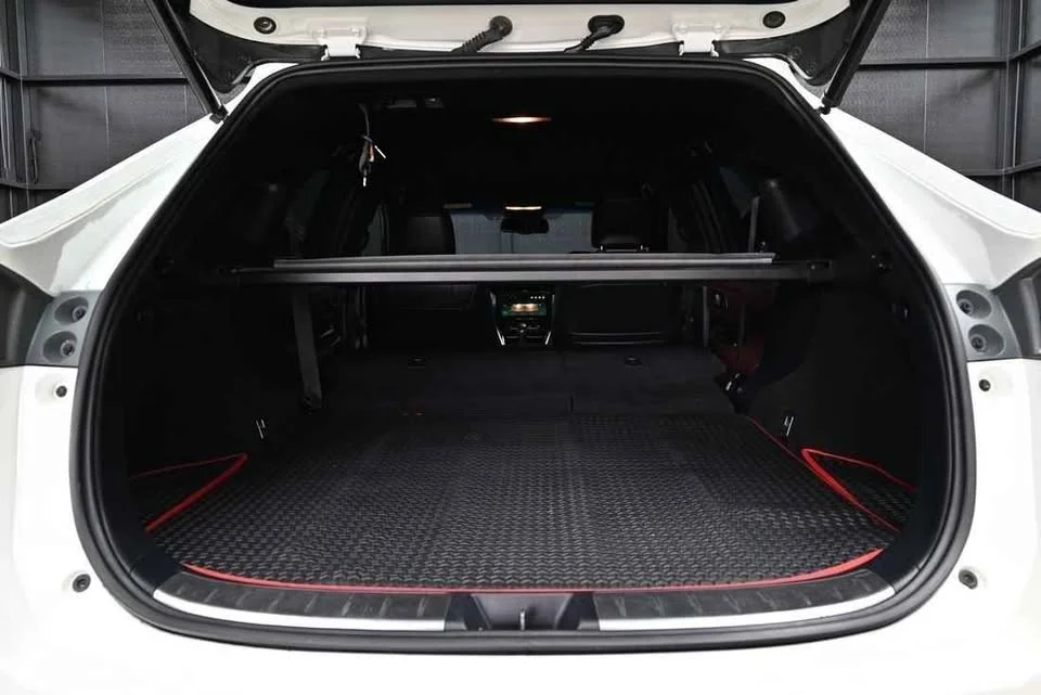2014 Toyota Harrier III 3