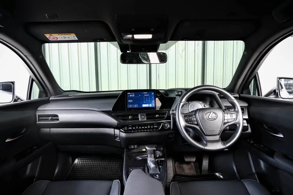 2023 Lexus UX ZA10 3